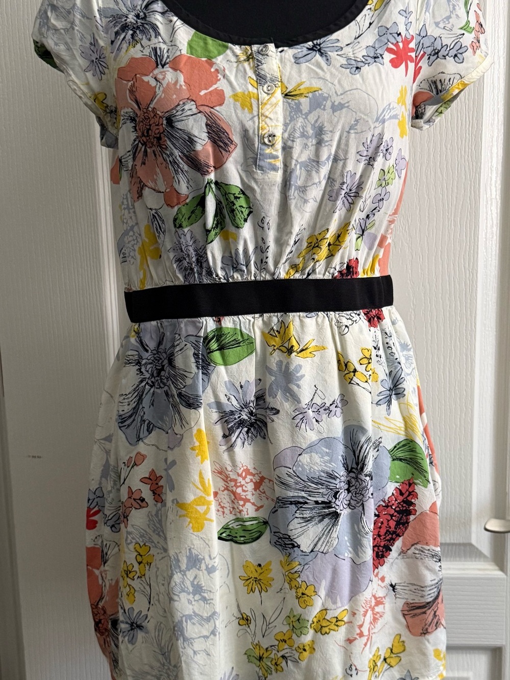 Floral Midi Dress with Black Waistband - White Multi